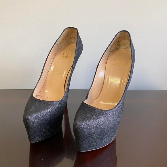 Christian Louboutin Shimmer Heels - Picture 3 of 6